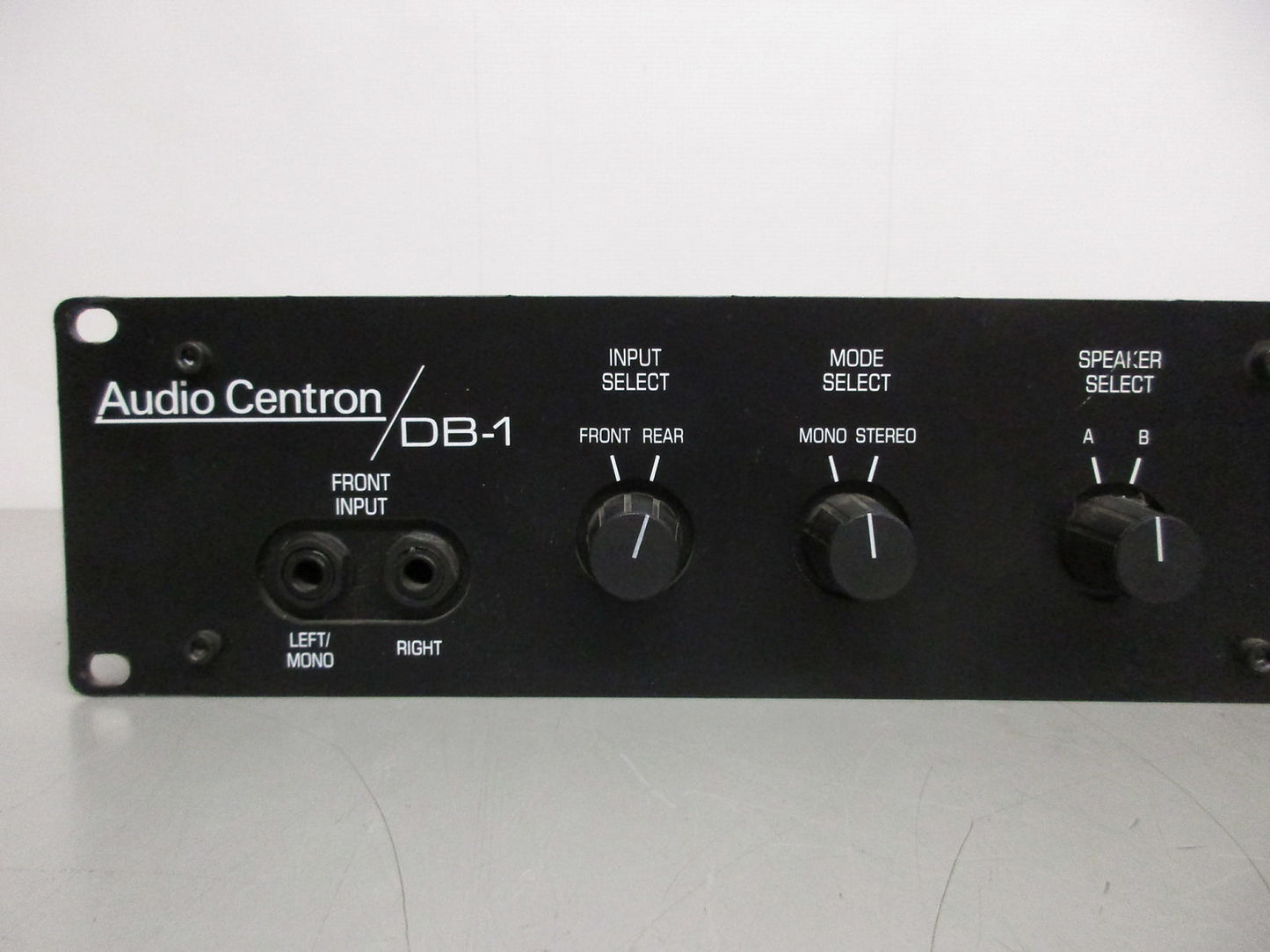 Selector de Altavoces DB-1 Audio Centron