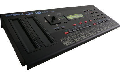 Sintetizador Lineal D-05 Roland