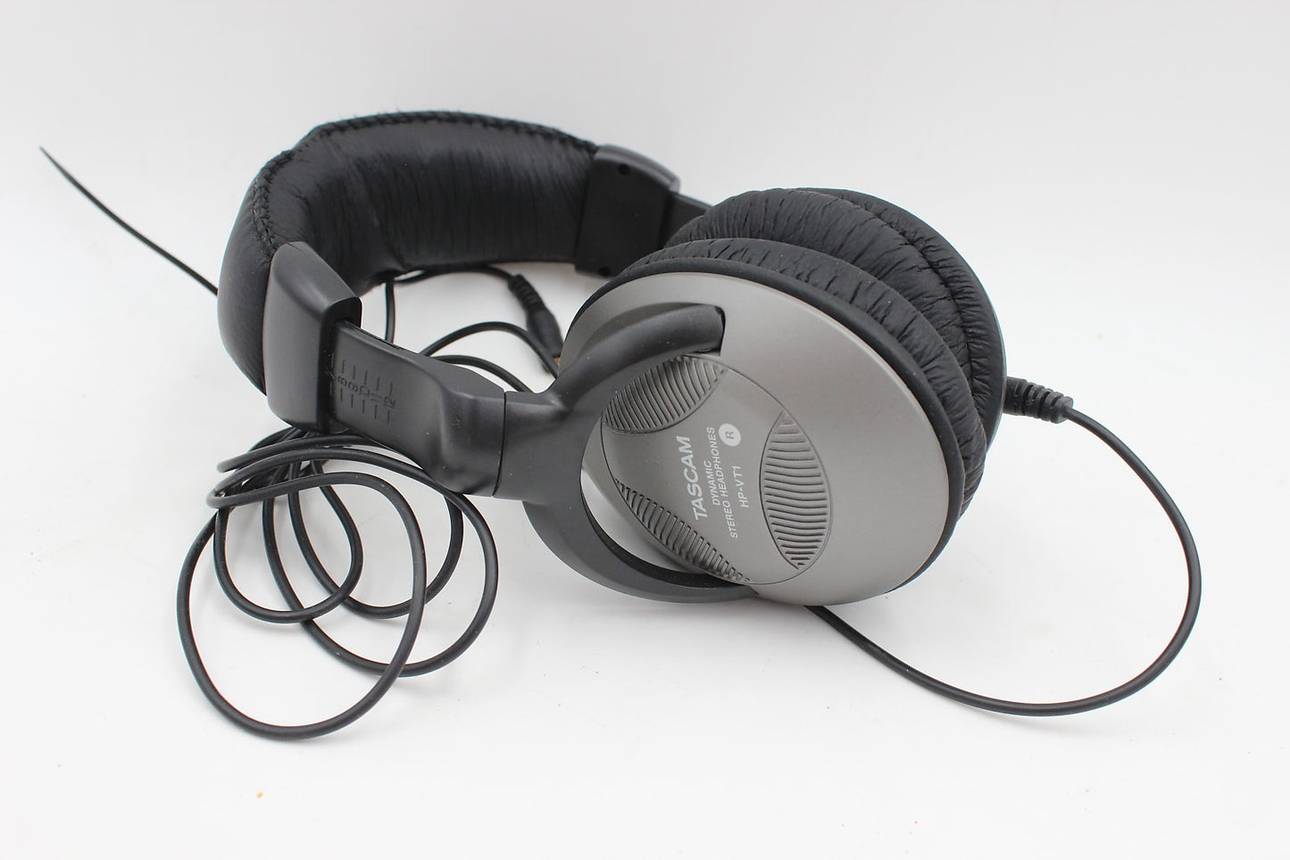 Audifonos DJ HP-VT1 Tascam