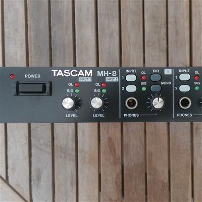 Preamplificador para Audífonos MH-8 Tascam